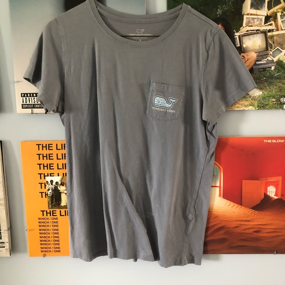 Vineyard Vines Grey and Blue T Shirt